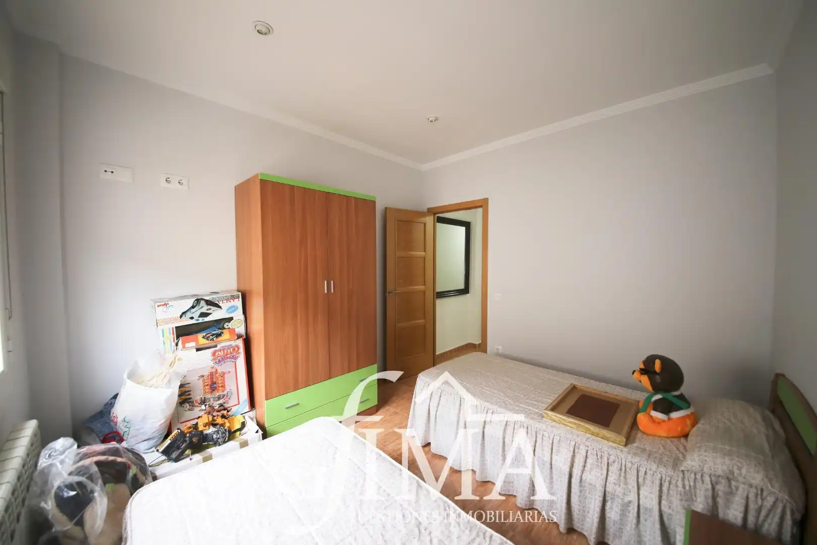 Bedroom of Flat for sale in Tomelloso  with Heating and Balcony