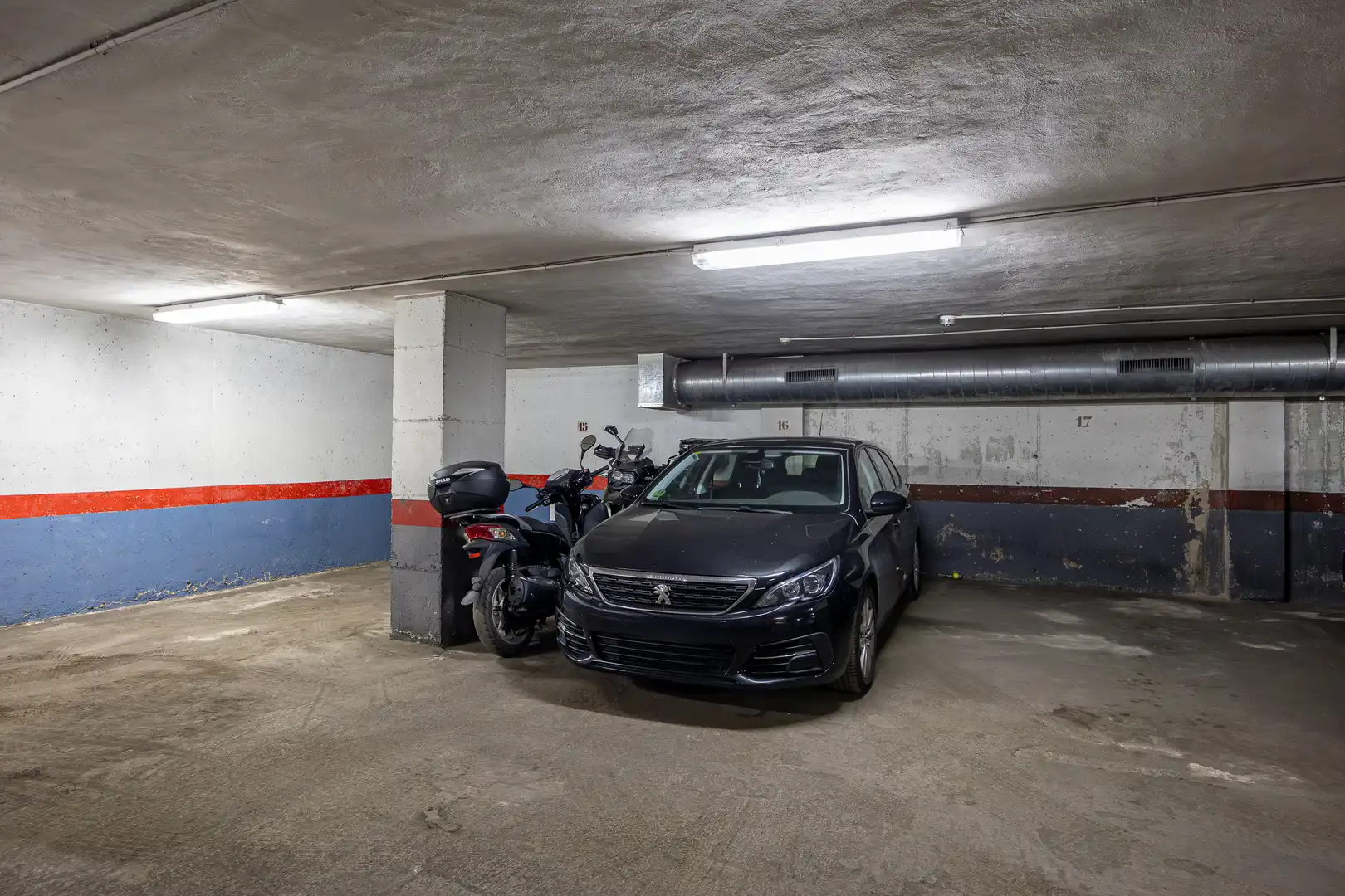 Parking de Piso en venta en Benidorm con Amueblado