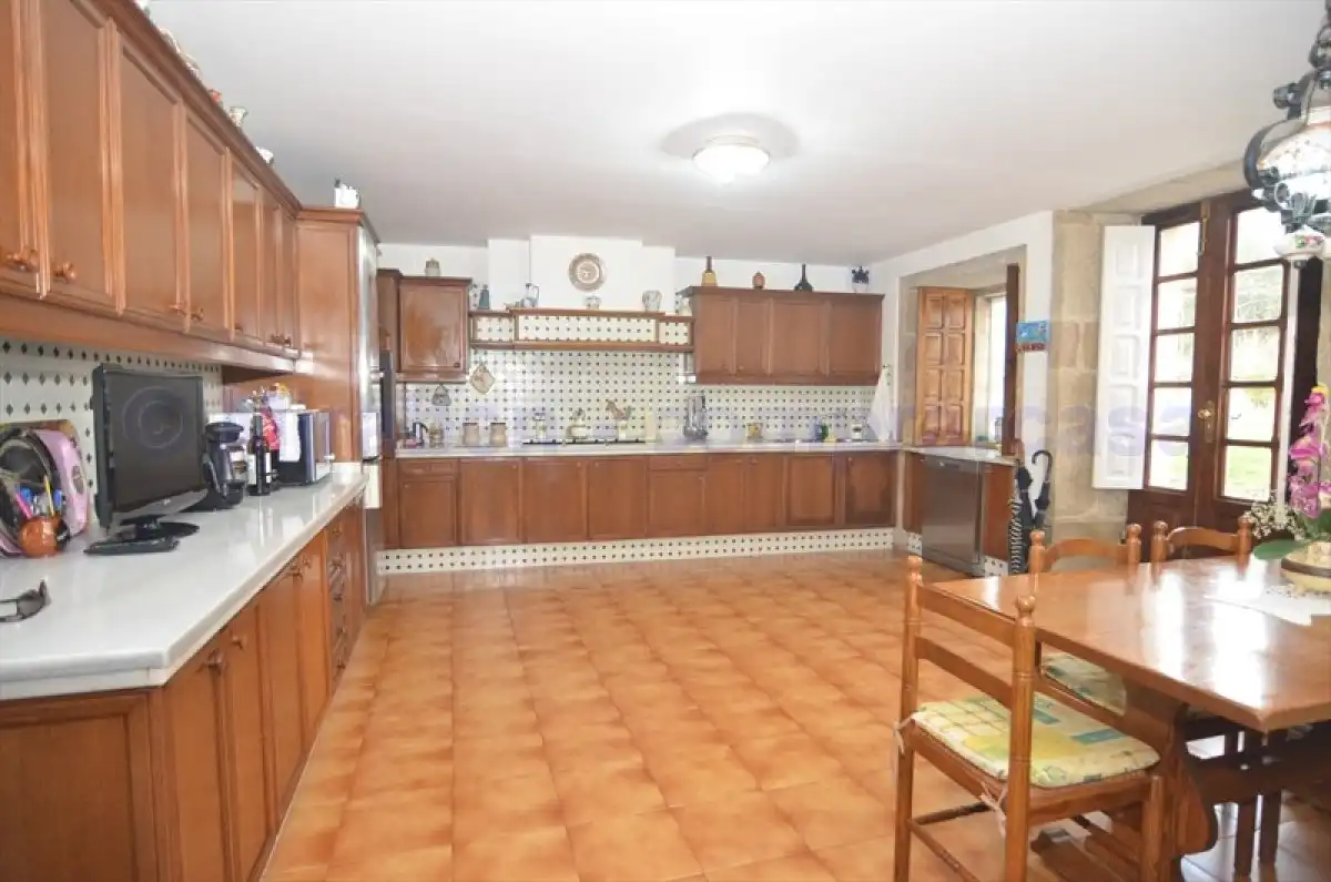Kitchen of Country homes for sale in Padrón  with Heating, Private garden and Terrace
