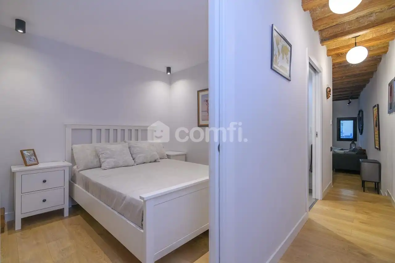 Appartamento con terrazza in vendita a Carrer Portal Nou, imagen 8