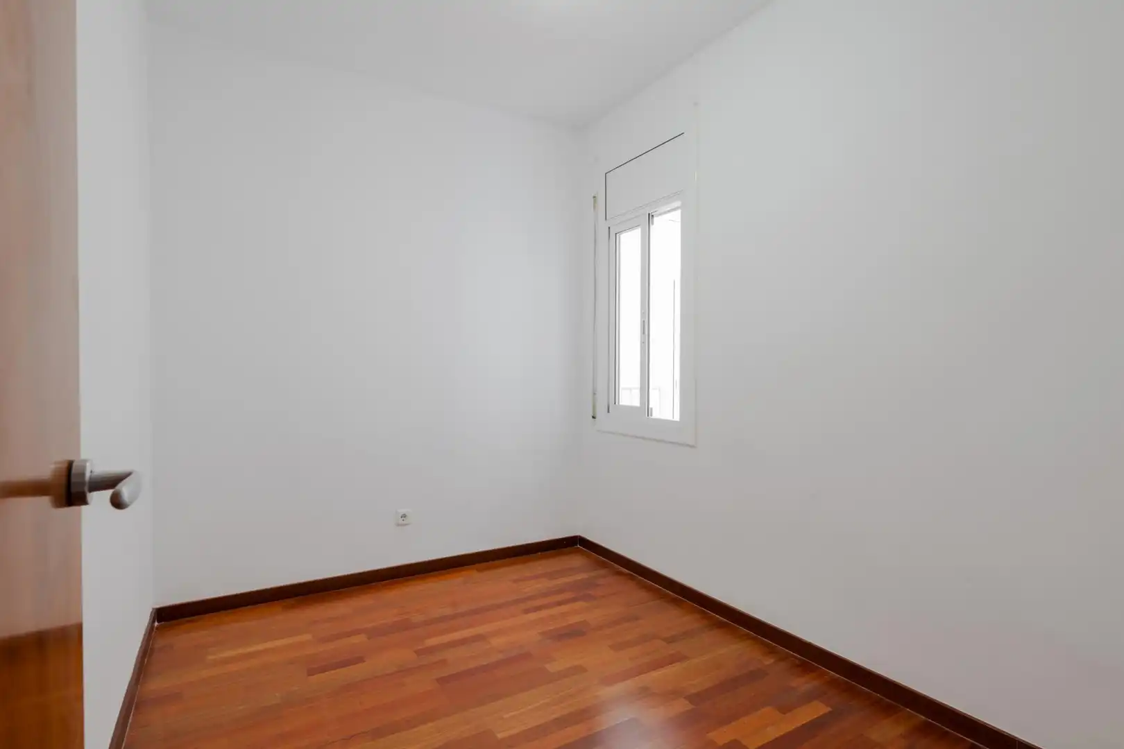 Habitación de Piso en venta en Esplugues de Llobregat con Balcón