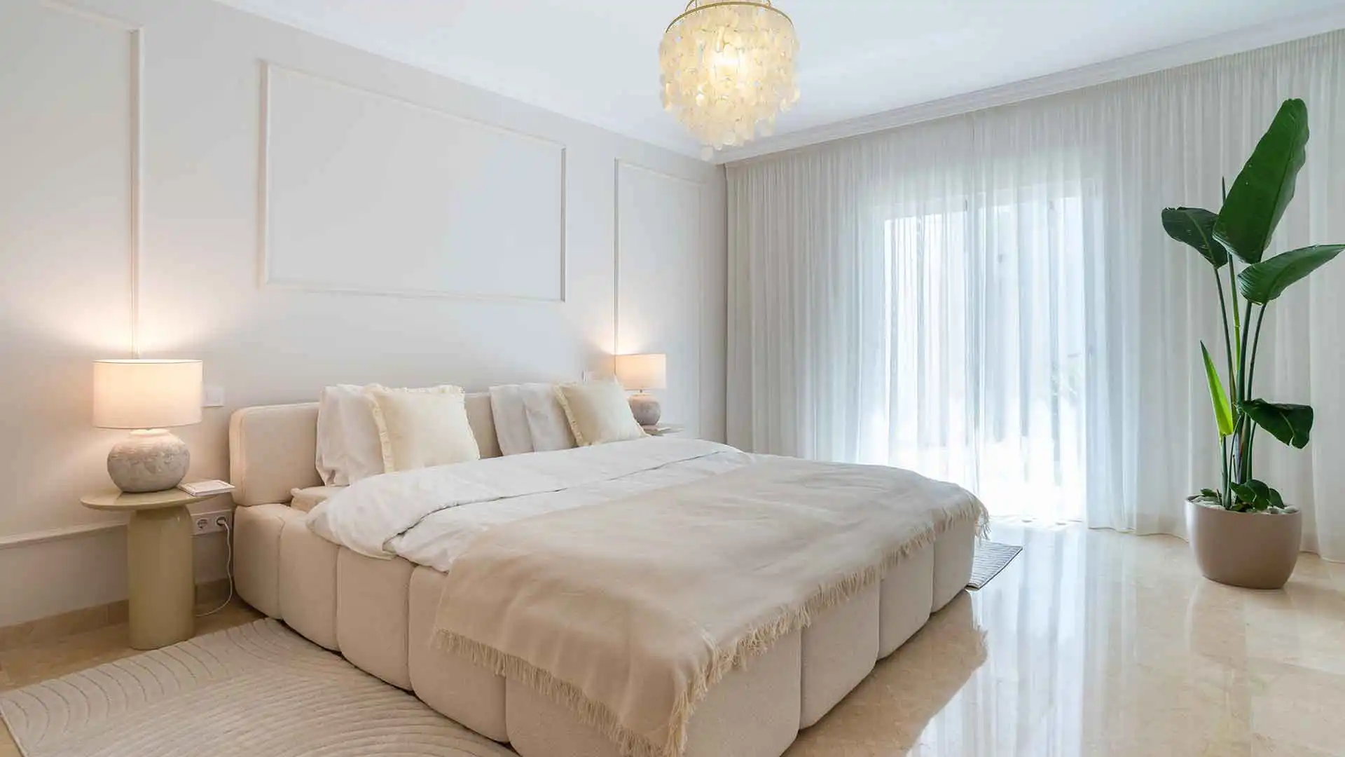 Schlafzimmer von Wohnungen zum Verkauf in Marbella mit Klimaanlage, Terrasse und Abstellraum