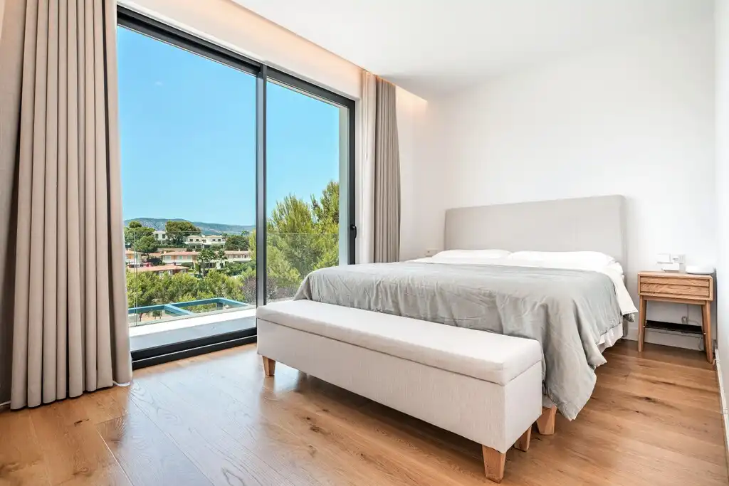 Bedroom of Detached homes for sale in Calvià  with Air Conditioner, Private garden and Terrace