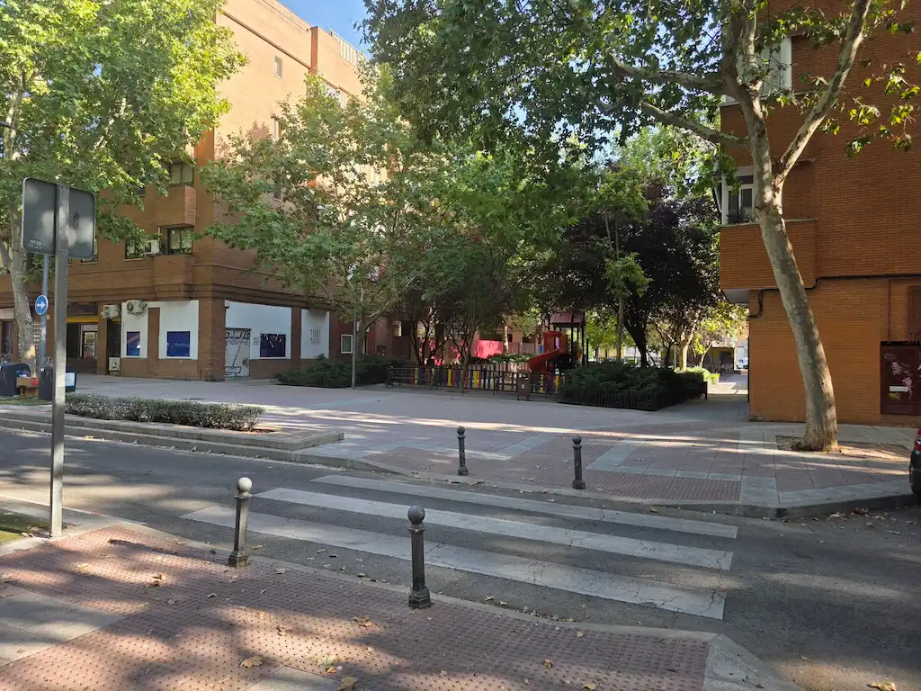 Exterior view of Flat for sale in Torrejón de Ardoz  with Air Conditioner, Heating and Oven