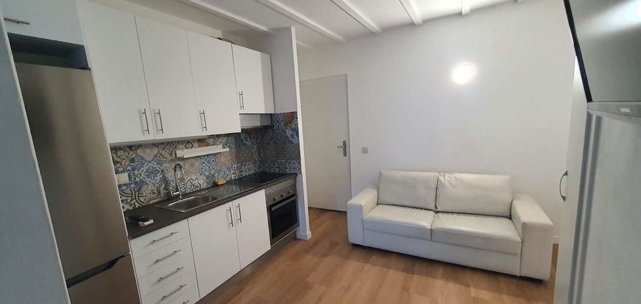 Wohnzimmer von Wohnungen miete in Monda mit Klimaanlage, Heizung und Terrasse