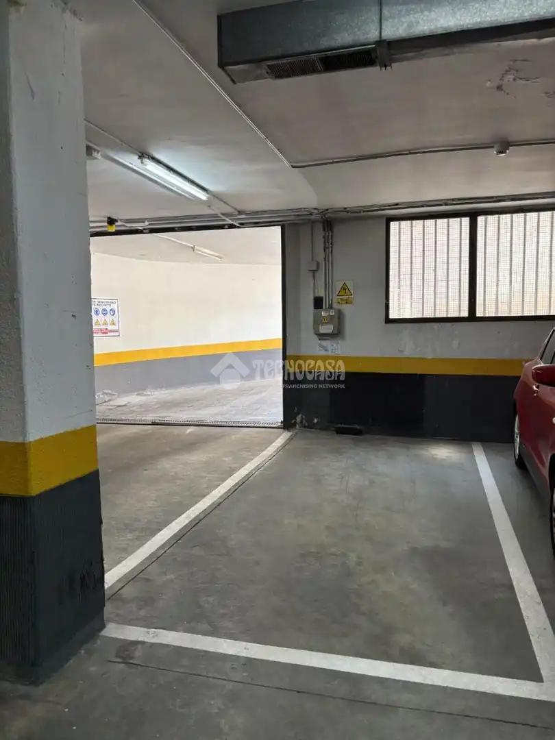 Aparcament de Pis en venda en Madrid amb Aire condicionat i Calefacció