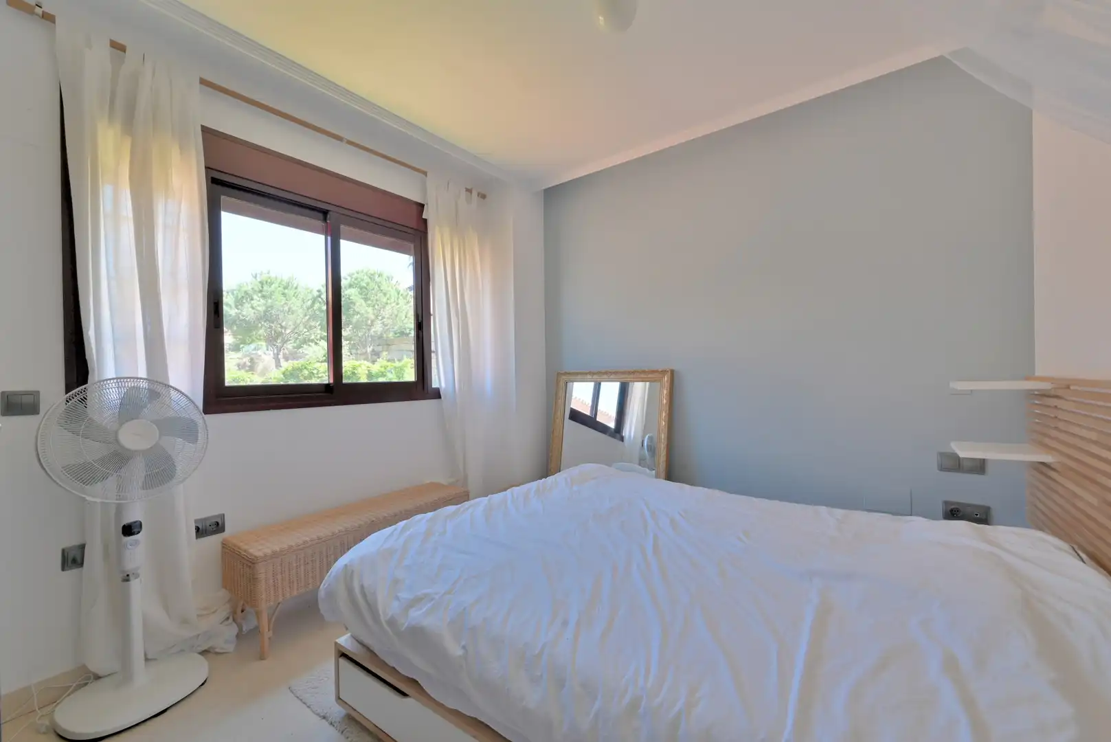Habitación de Ático en venta en Ojén con Aire acondicionado, Terraza y Trastero