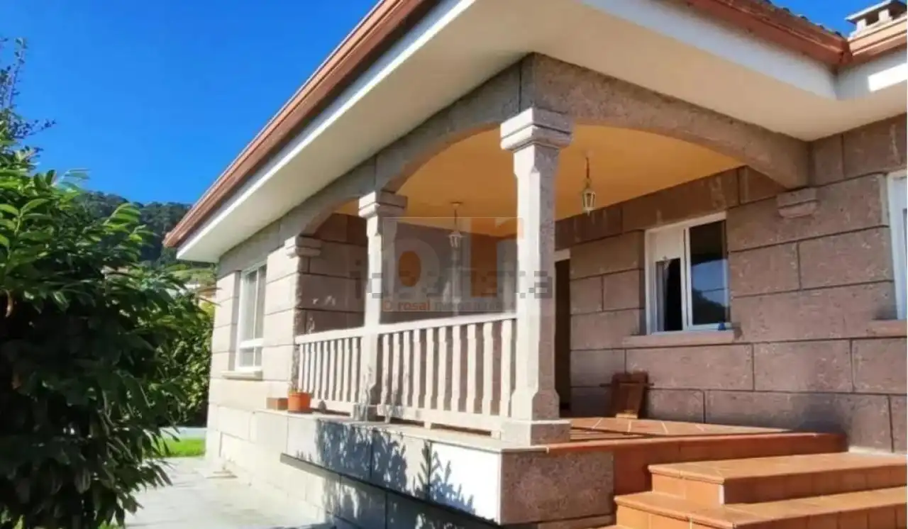 Villa mit Pool zum Verkauf in O Hío, imagen 3