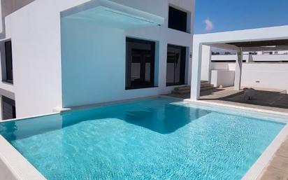 Swimming pool of House or chalet to rent in  Almería Capital  with Air Conditioner, Heating and Private garden