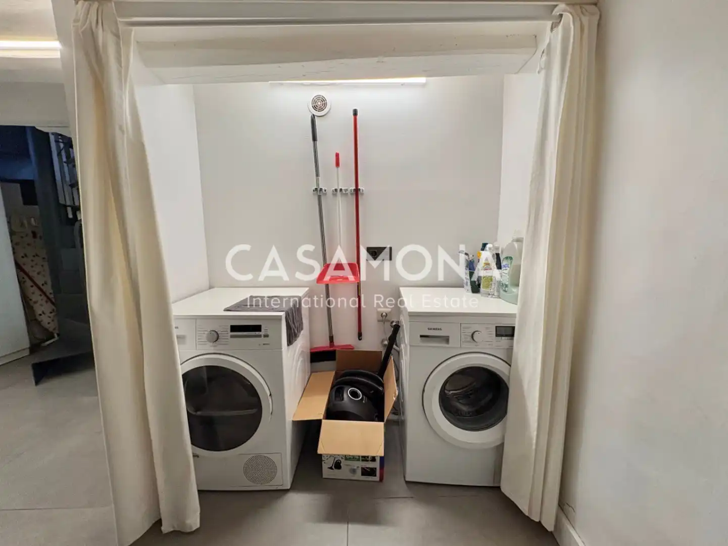 Maisonette zur Miete in Barcelona mit Klimaanlage, Heizung und Abstellraum
