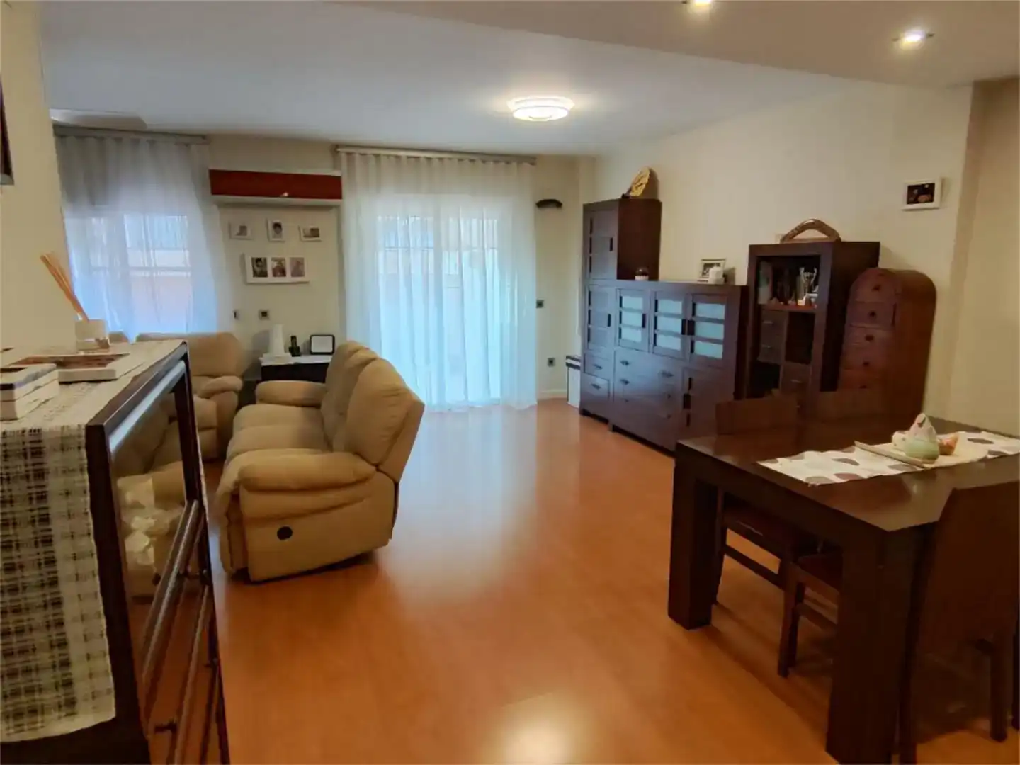 Sala d'estar de Casa adosada en venda en  Melilla Capital amb Aire condicionat i Terrassa