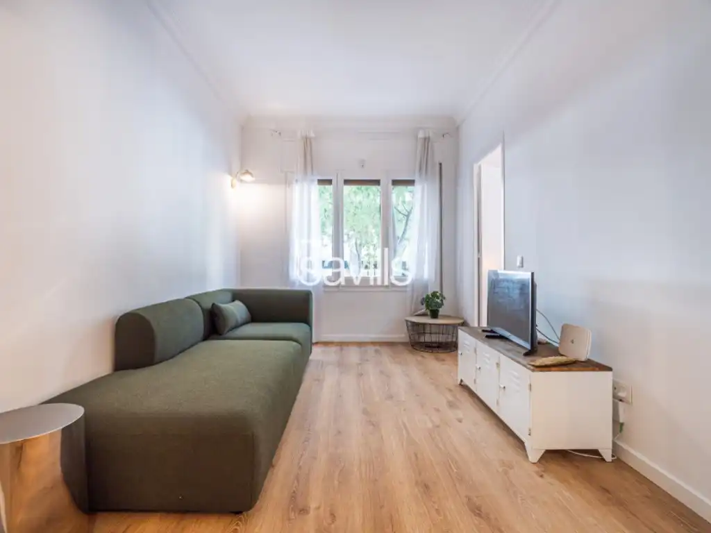 Sala d'estar de Apartament en venda en Barcelona amb Aire condicionat, Moblat i Forn