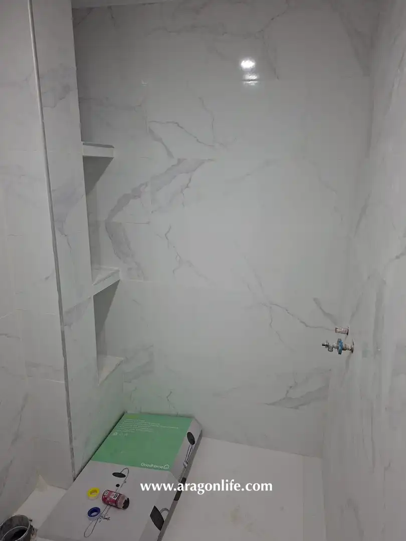 Baño de Piso en venta en Caspe con Calefacción, Terraza y Balcón
