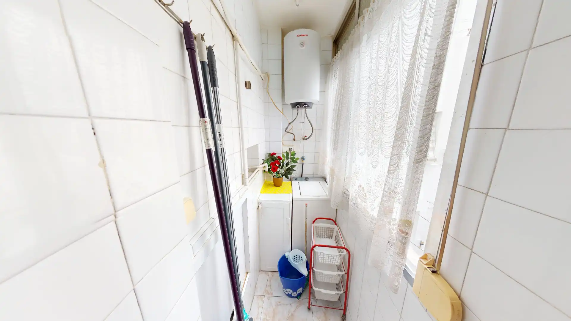 Küche von Wohnung zum Verkauf in Alicante / Alacant mit Balkon