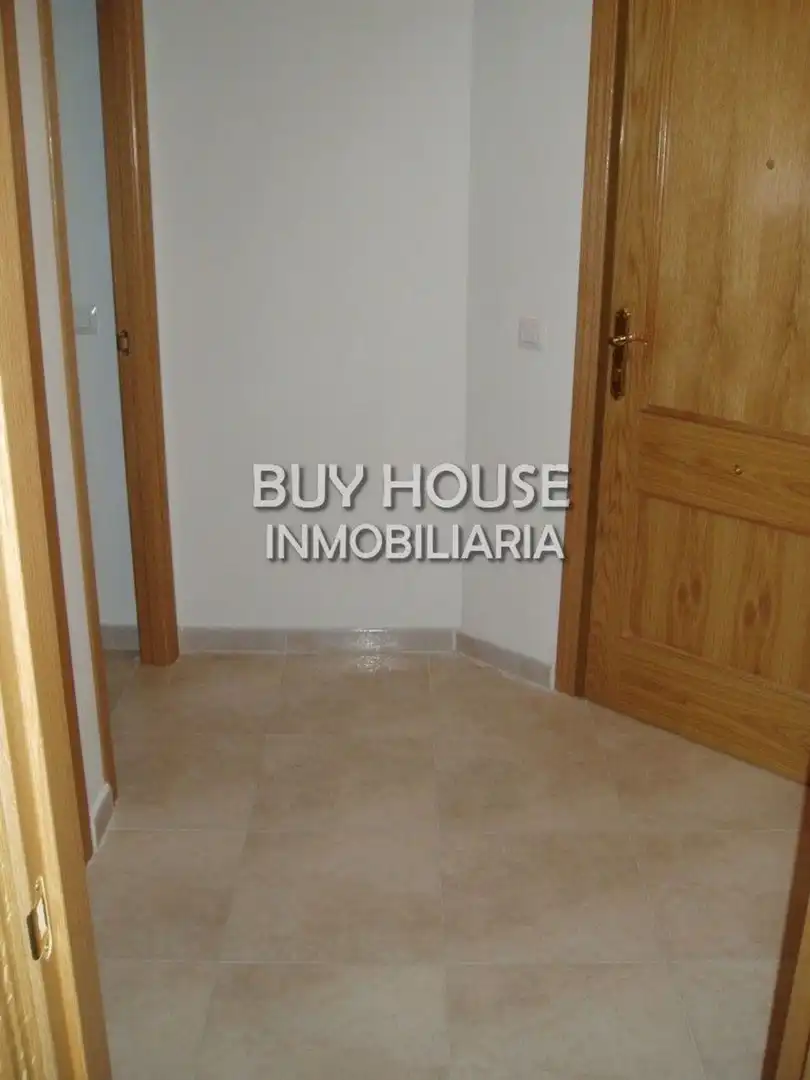 Piso con ascensor en venta en Calle Hermano Eusebio, imagen 6