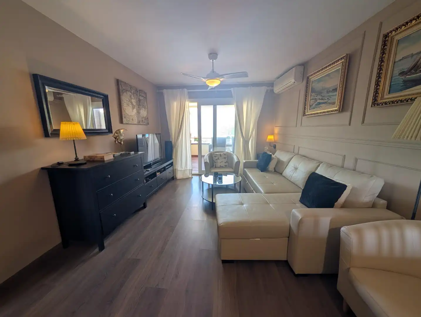 Sala d'estar de Àtic en venda en Alcanar amb Parquet