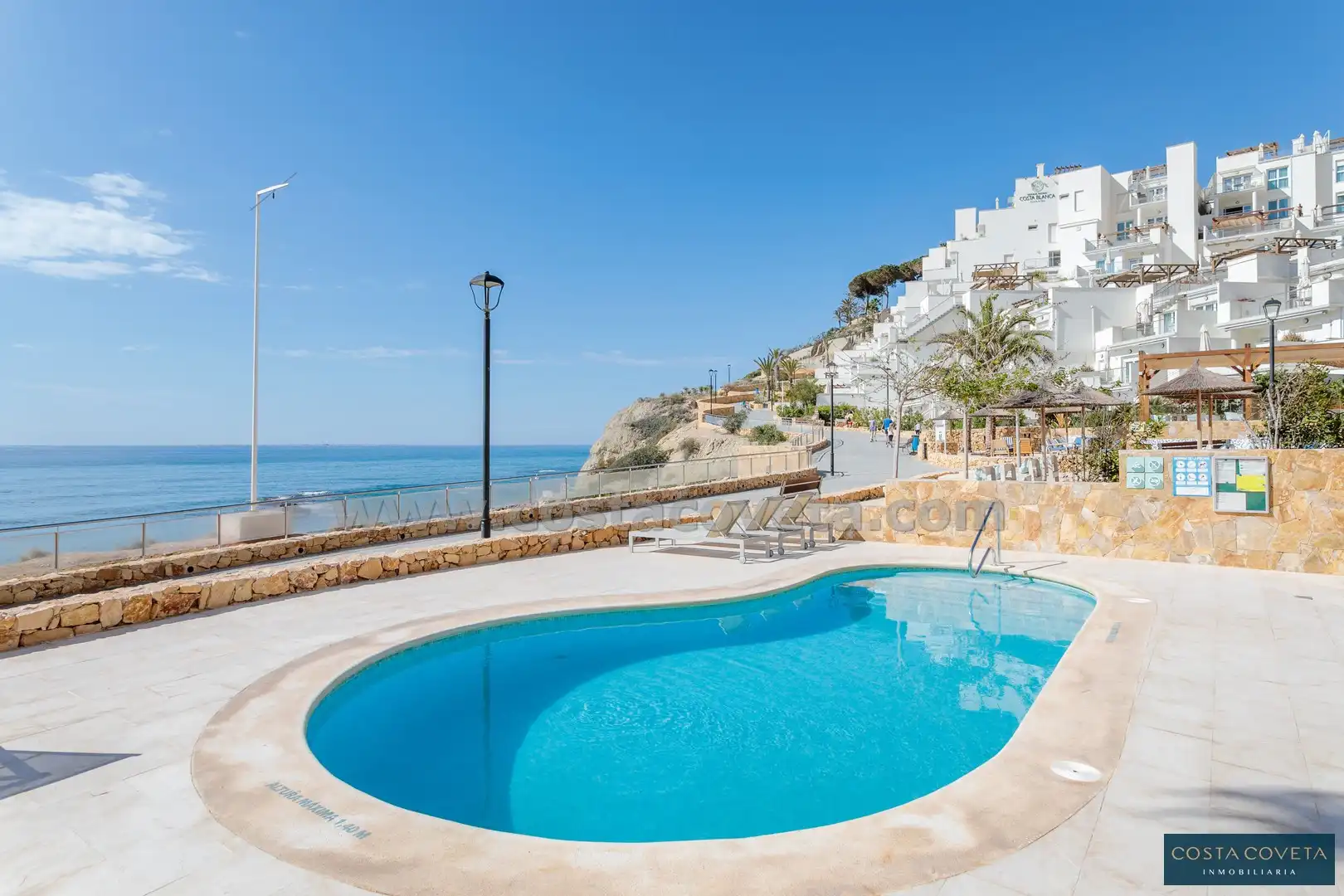 Schwimmbecken von Erdgeschoss zum Verkauf in El Campello mit Klimaanlage, Heizung und Terrasse