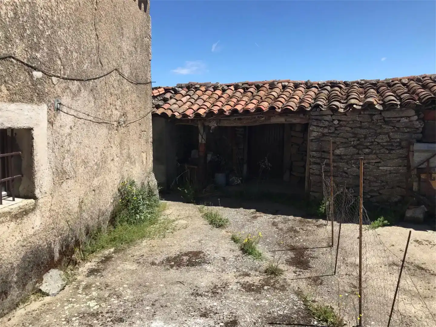 Vista exterior de Terreno en venta en Valderrodrigo