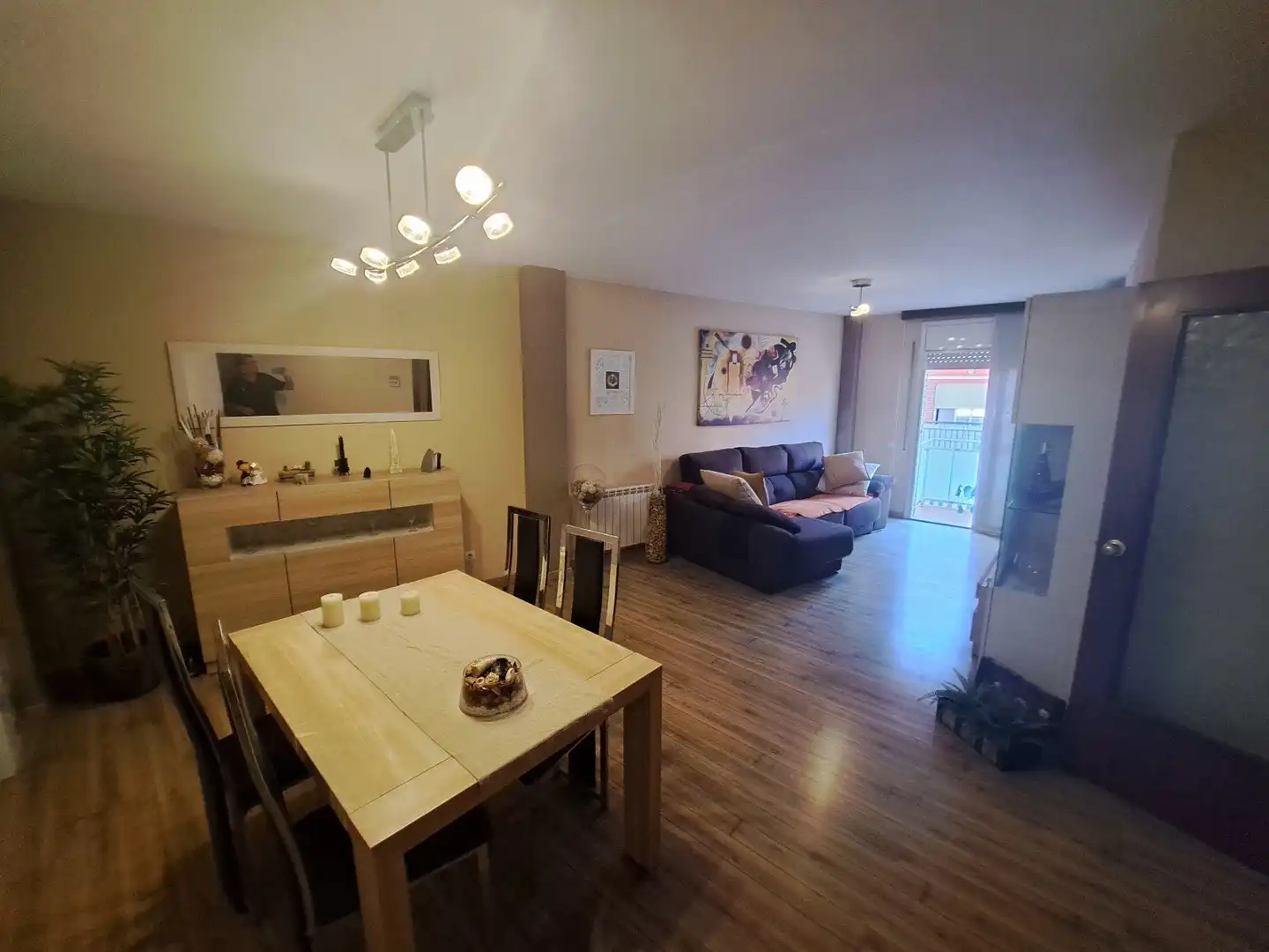Living room of Flat for sale in Rubí  with Air Conditioner, Heating and Balcony