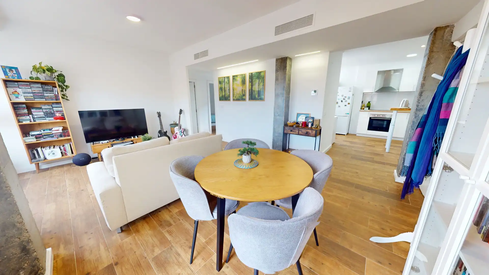 Living room of Flat for sale in Jijona / Xixona  with Air Conditioner, Heating and Parquet flooring