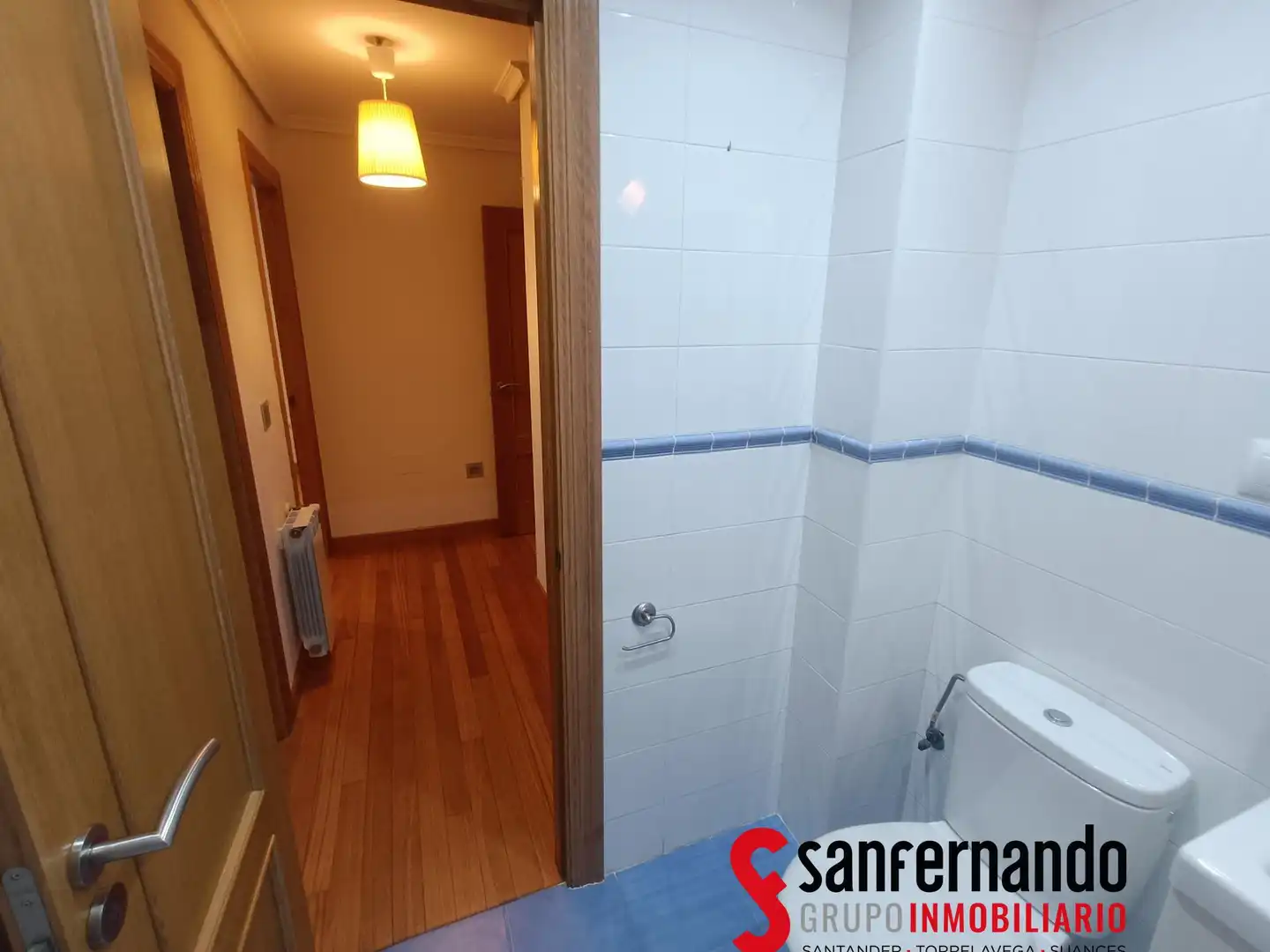 Bathroom of Flat for rent in Piélagos  with Heating and Parquet flooring