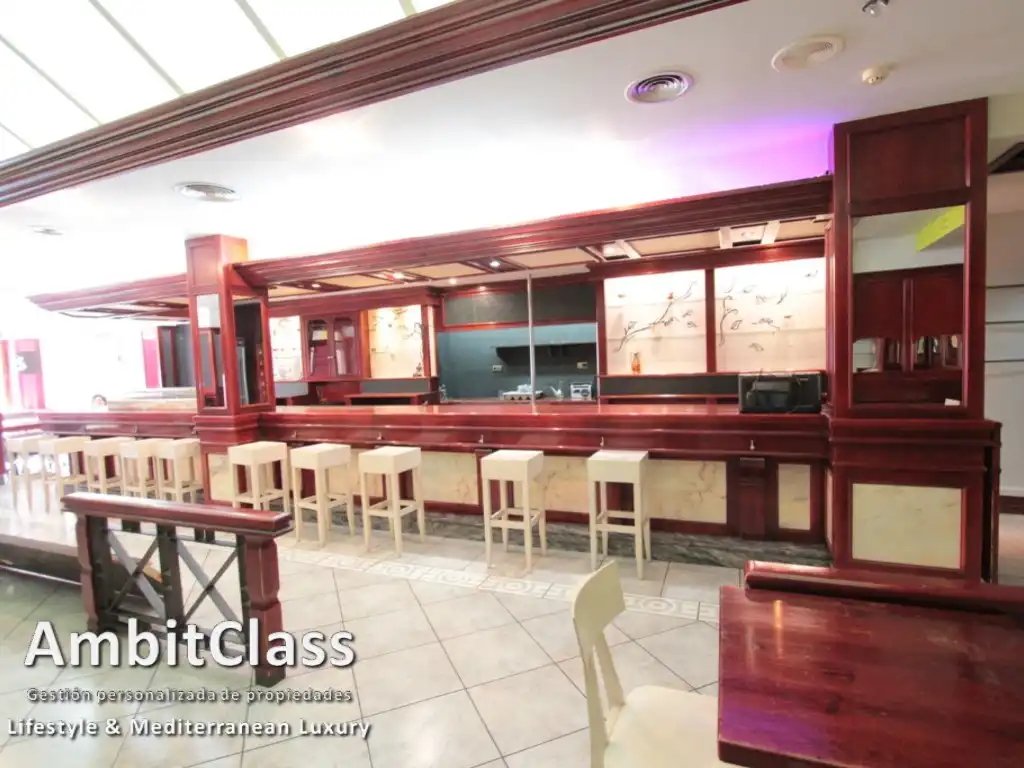 Local comercial en venda a Casco Urbano