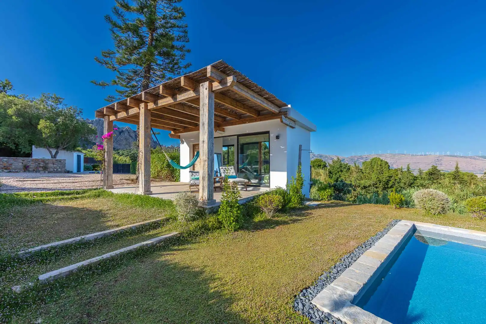 Vista exterior de Casa o chalet en venta en Tarifa con Aire acondicionado, Jardín privado y Terraza