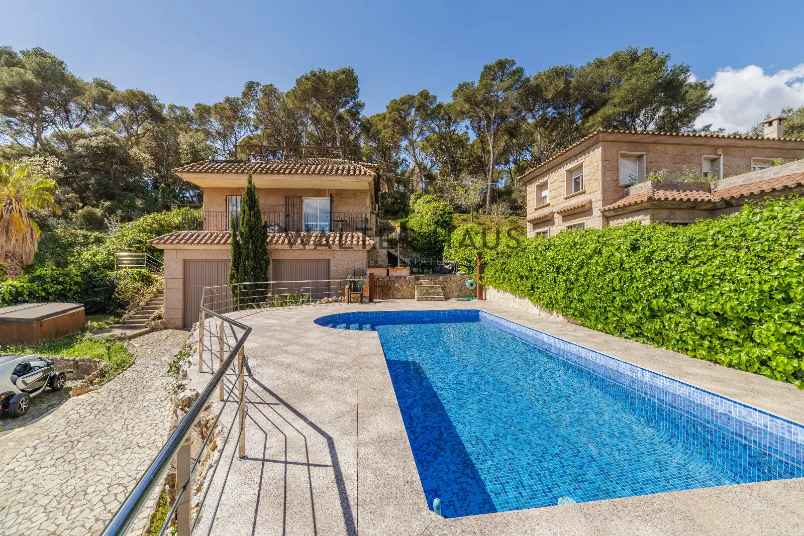 Chalet con piscina en venta en Avinguda Pau Casals