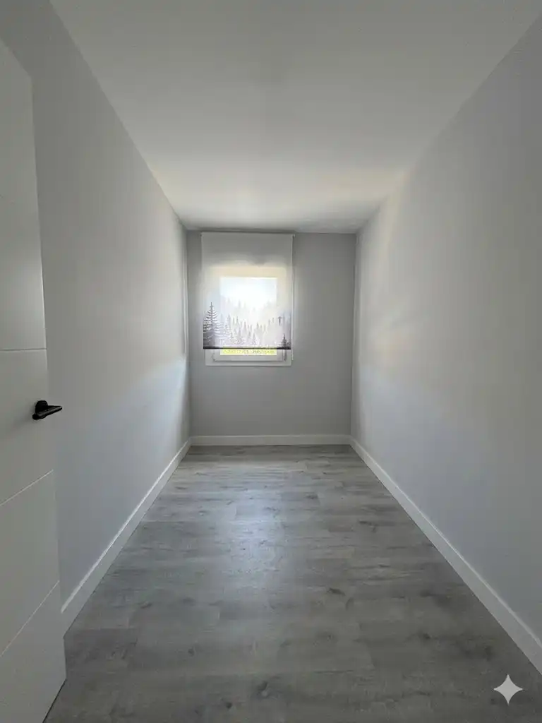 Schlafzimmer von Wohnung zur Miete in Madrid mit Klimaanlage und Heizung