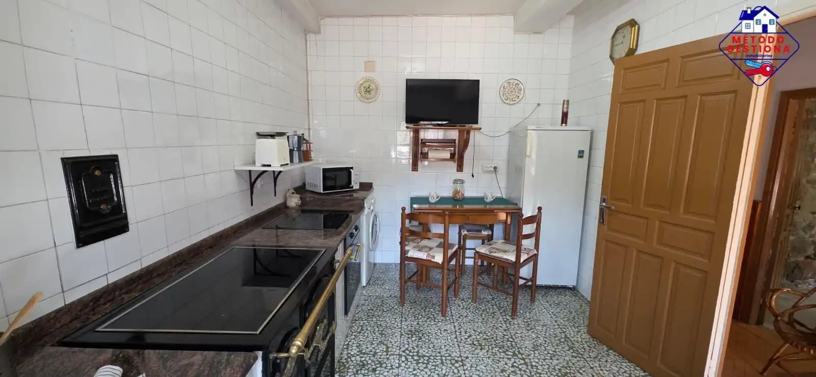 Cuina de Casa o xalet en venda en Cabuérniga amb Balcó