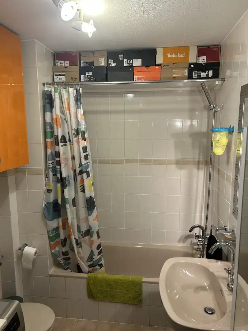 Bany de Estudi en venda en Madrid amb Aire condicionat, Parquet i Piscina