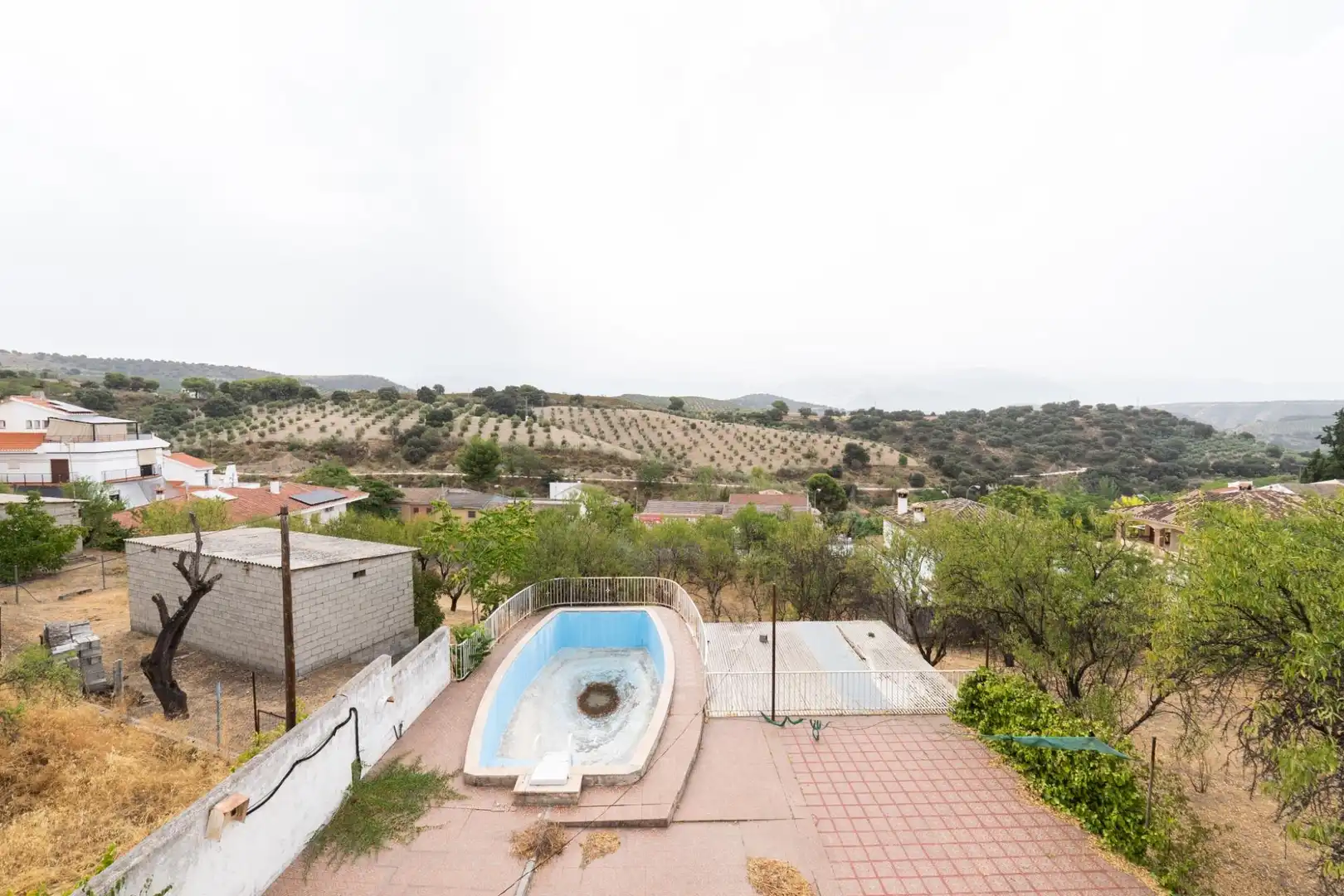 Houses for sale in Camino DE LA BARRERA (FAR), 58, Fargue