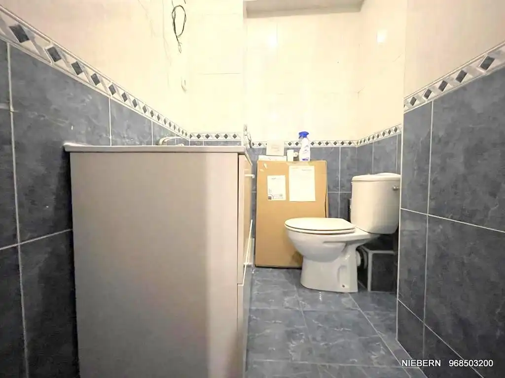 Baño de Piso de alquiler en Cartagena con Parquet, Amueblado y Horno