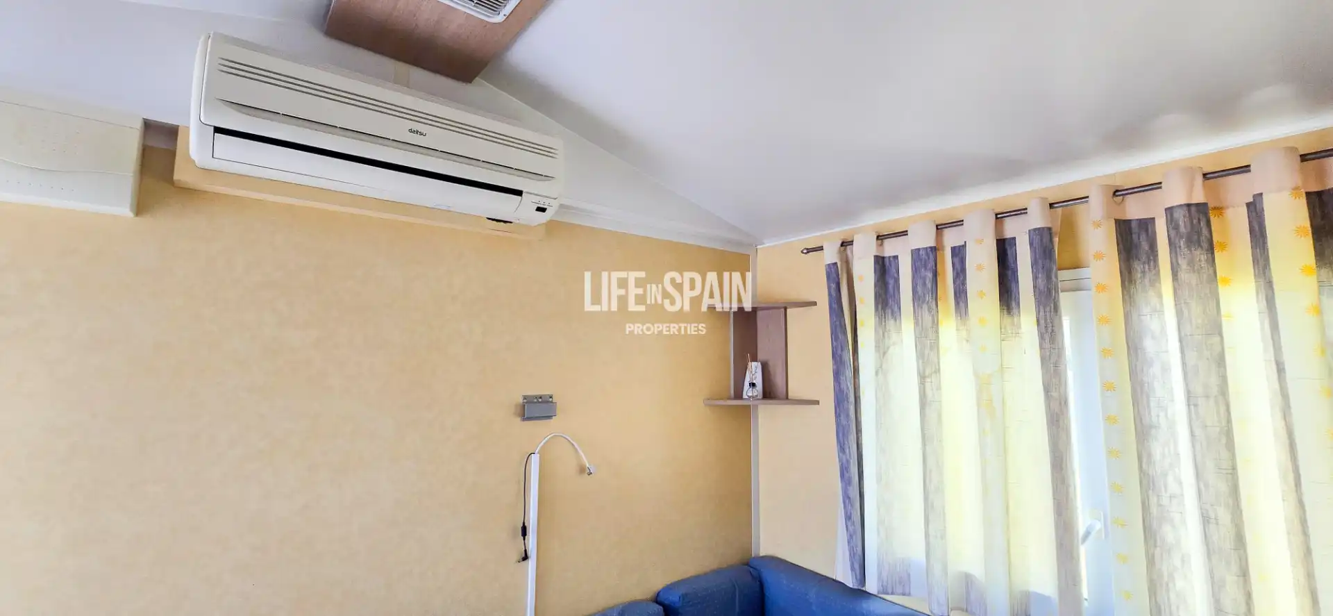 Country house with pool for sale in Camarles, imagen 58
