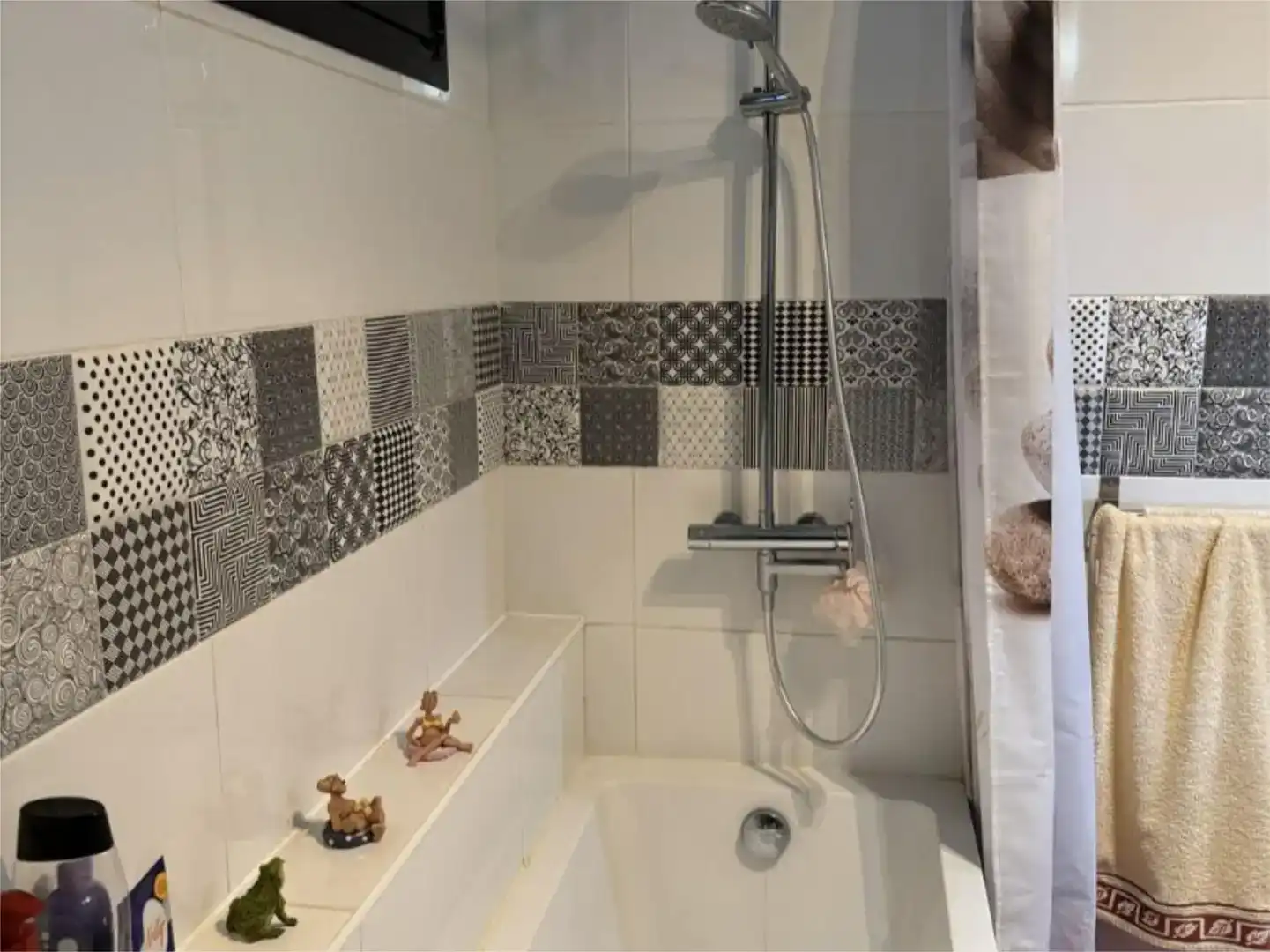 Bany de Pis en venda en Los Realejos amb Piscina