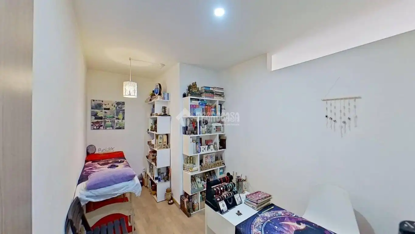 Flat for sale in Manresa  with Terrace, Storage room and Furnished