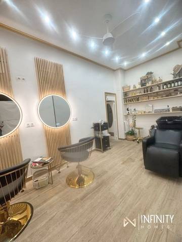 Local comercial en Alquiler en Done Bikendi Kalea en Albia