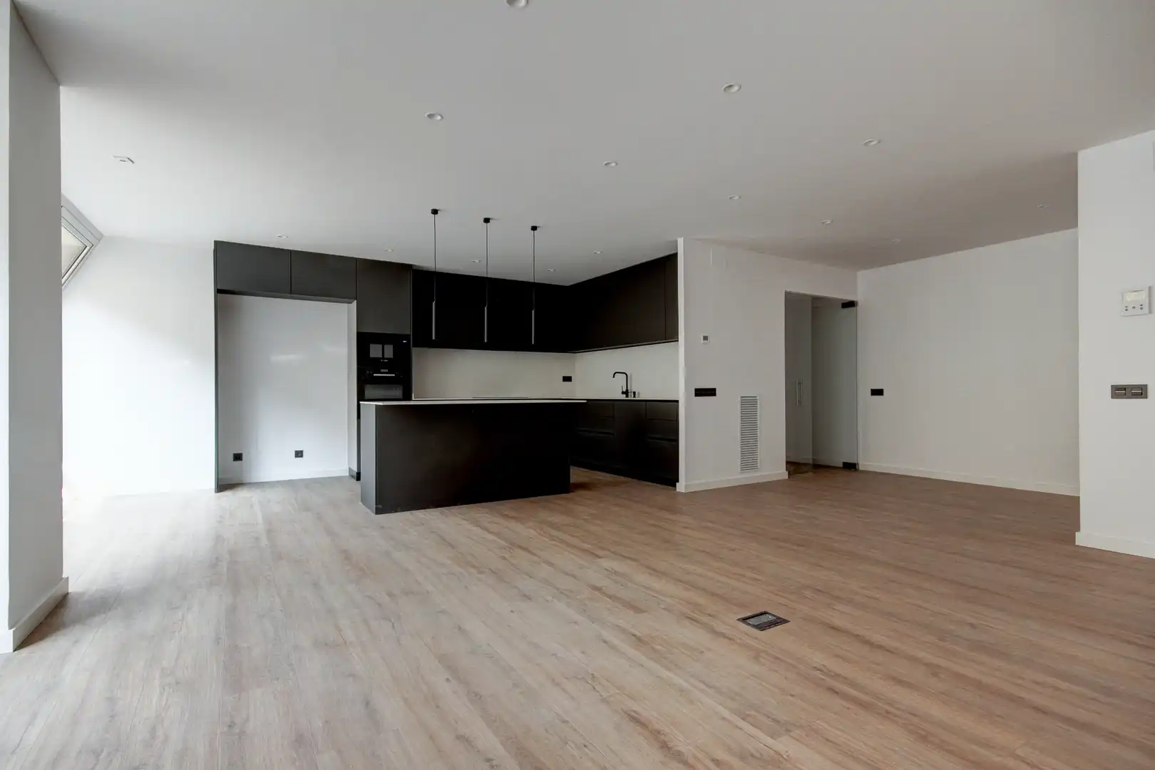 Küche von Wohnung zum Verkauf in Manresa mit Klimaanlage, Heizung und Parkett