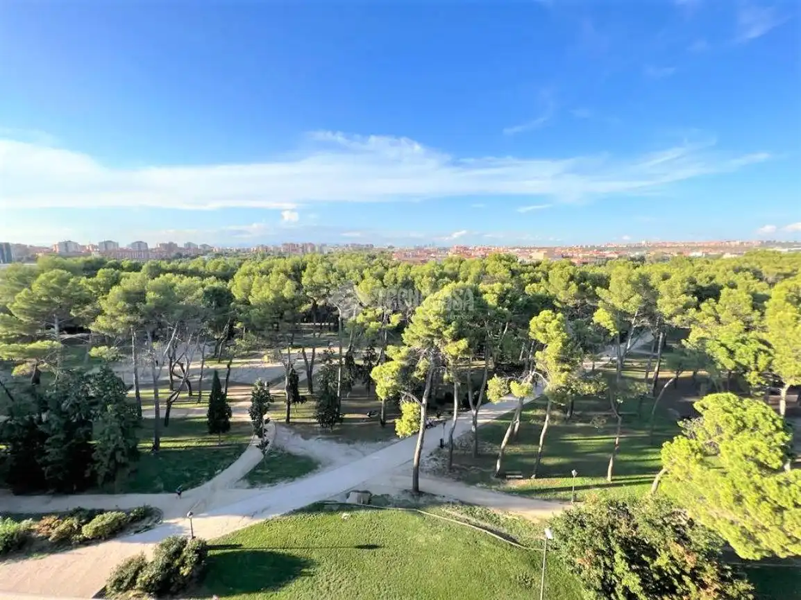 Vista exterior de Pis en venda en Madrid