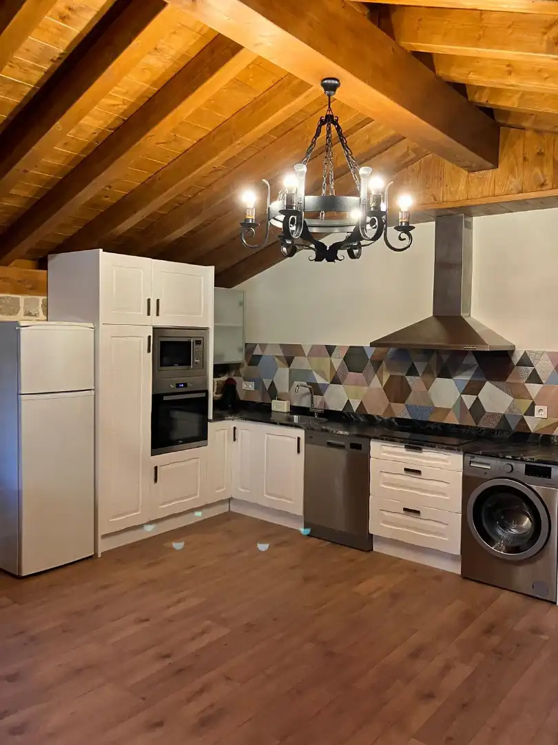 Cocina de Finca rústica en venta en San Pedro del Romeral con Calefacción, Jardín privado y Terraza