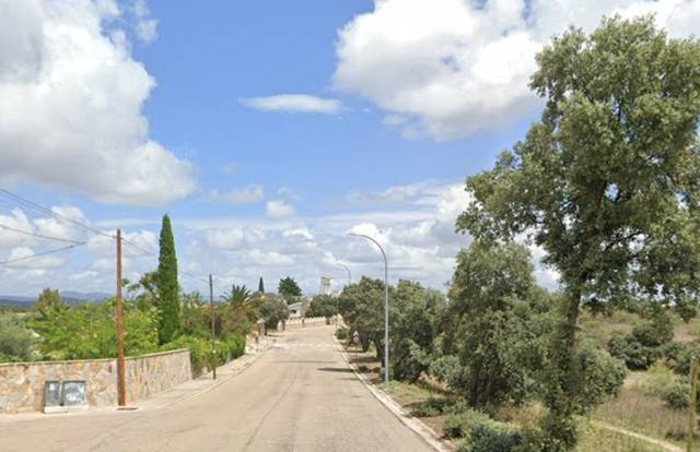 Casa-chalet en Venta en Pavo Real en Calalberche