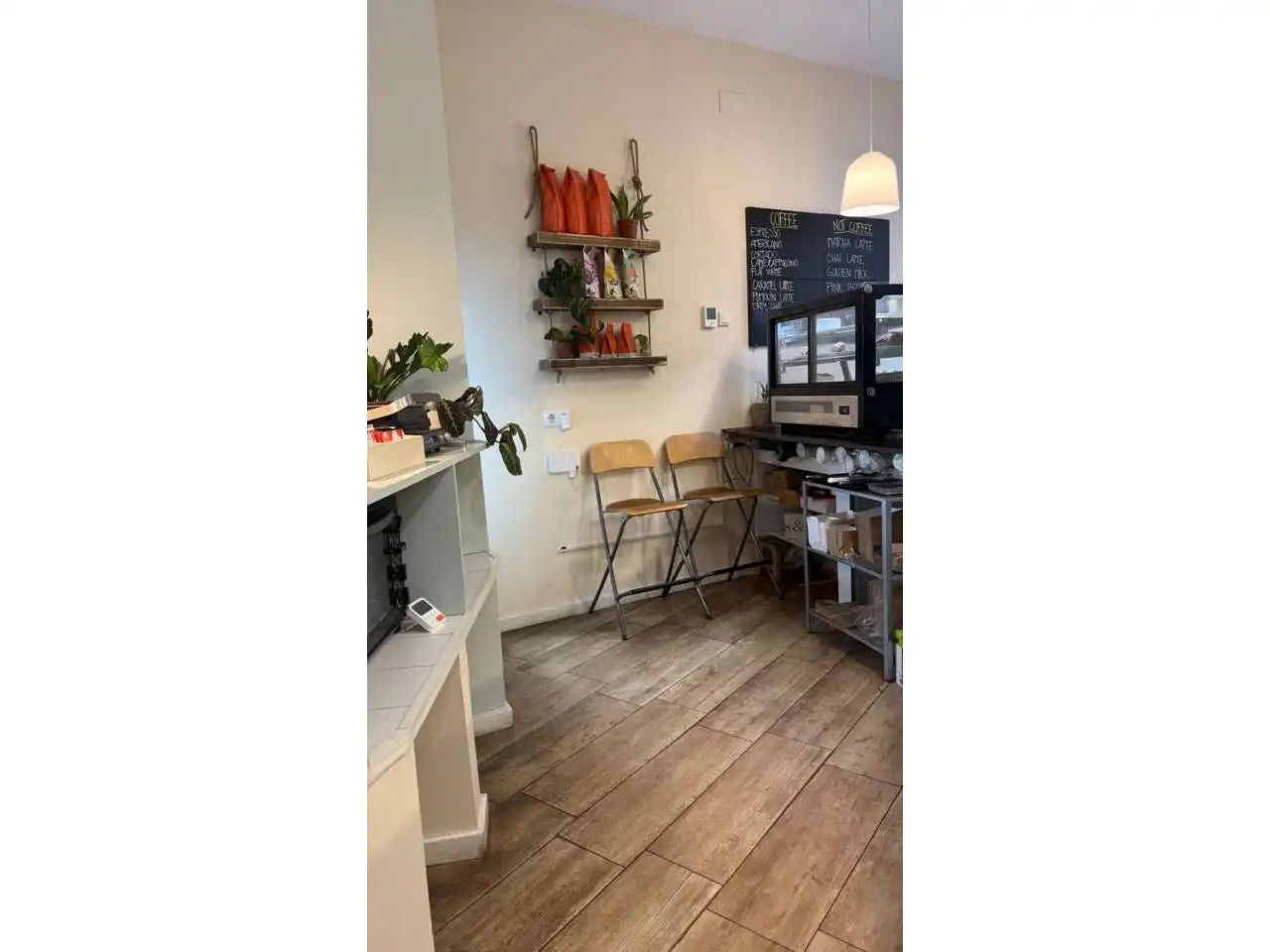 Local comercial en traspàs a Ciutat Vella, imagen 4
