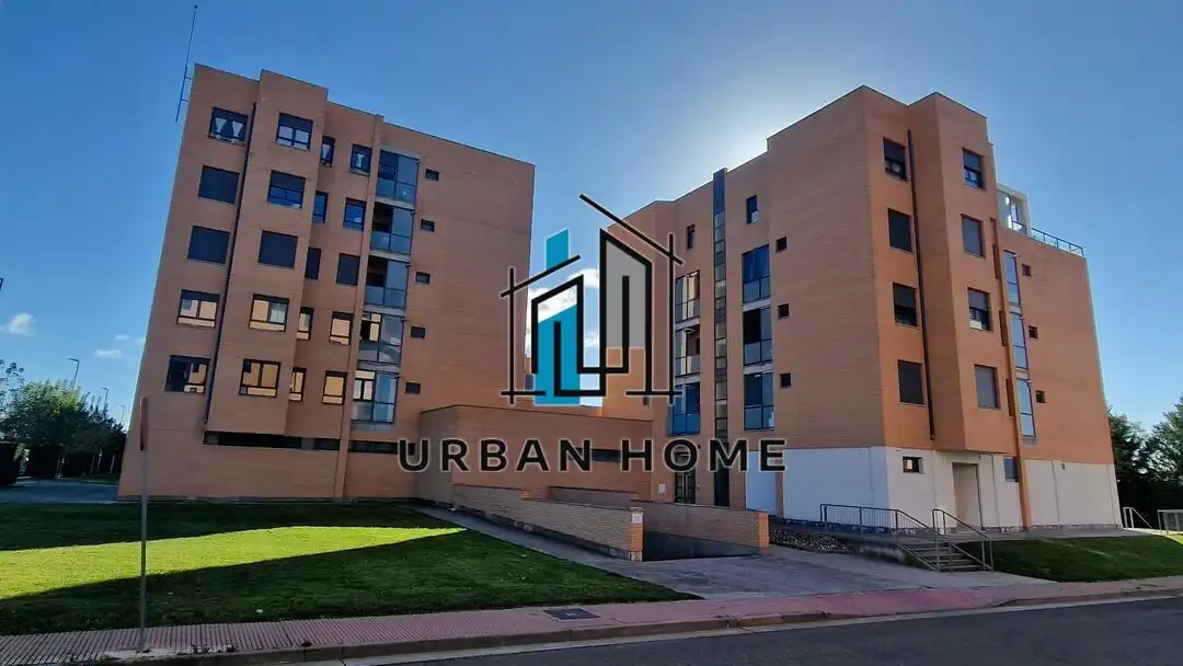 Exterior view of Flat for sale in Villaquilambre, León