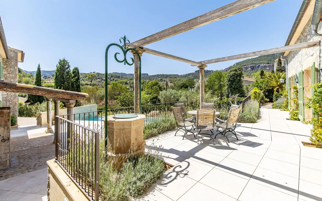 Country homes for sale in Calvià pueblo