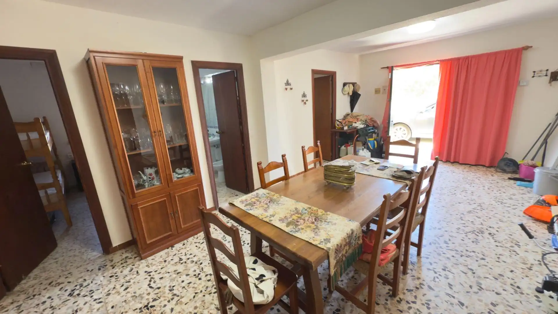 Menjador de Finca rústica en venda en Gibraleón amb Aire condicionat, Jardí privat i Terrassa