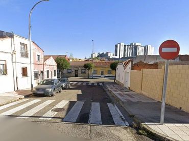 Casa en venda a Calle FONCEBADON