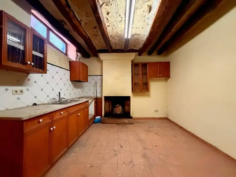 Houses for sale in Carrer Teatre, Torroella de Montgrí