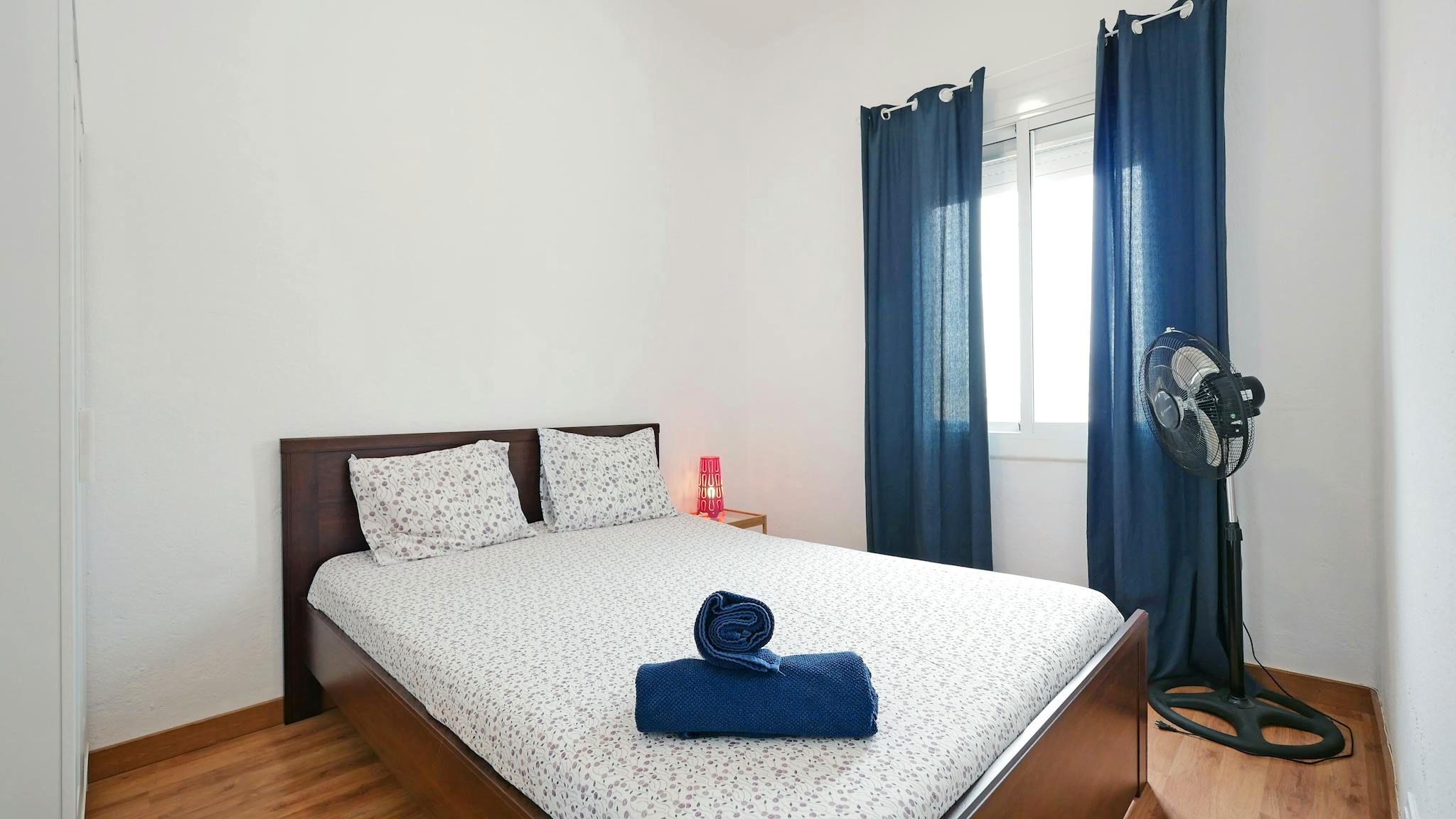 Habitación de Piso para compartir en  Barcelona Capital con Amueblado y Lavadora