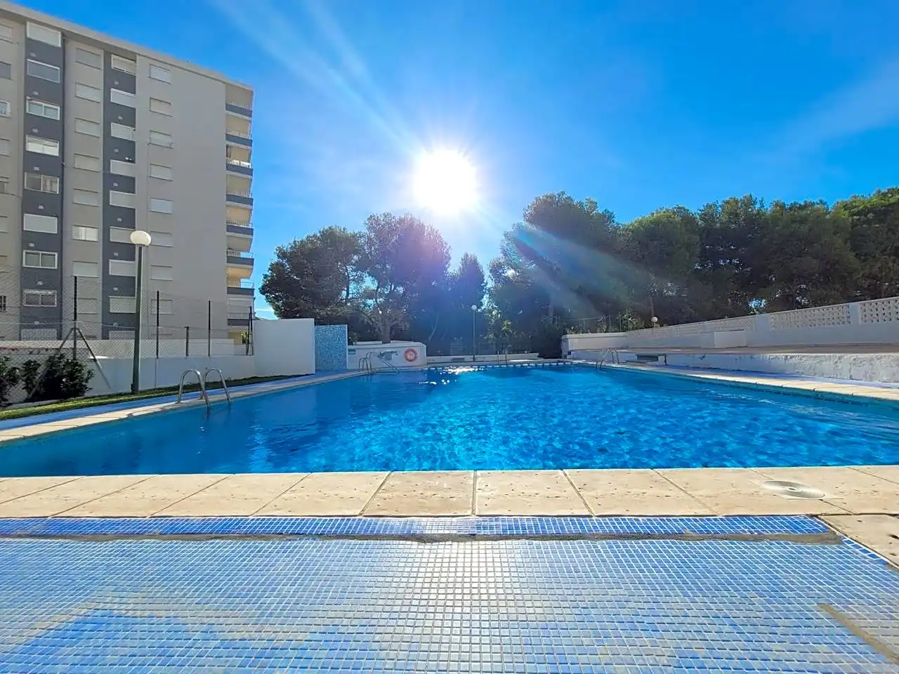 Piscina de Apartamento de alquiler en Miramar, Valencia