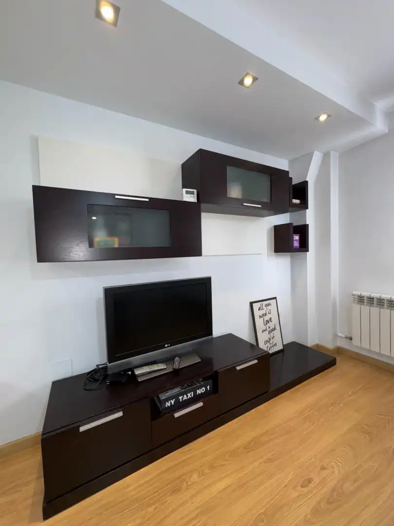 Sala de estar de Piso en venta en Ponferrada con Calefacción, Terraza y Trastero